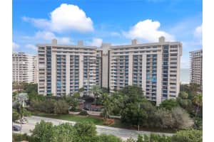 5100 N Ocean Blvd APT 1016, Lauderdale-By-The-Sea, FL 33308, Sold 05/08/24