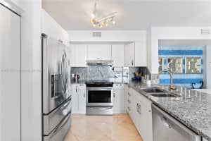 1155 Brickell Bay Dr APT 2009, Miami, FL 33131, Sold 05/06/24