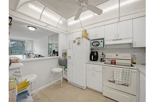 2571 Aragon Blvd APT 117, Sunrise, FL 33322, Sold 03/15/24