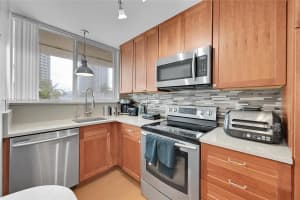 524 Orton Ave APT 303, Fort Lauderdale, FL 33304, Sold 04/04/24