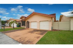 4900 SW 142nd Pl, Miami, FL 33175, Sold 03/15/24