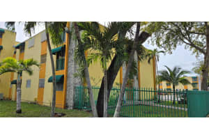 606 W 81st St APT 117, Hialeah, FL 33014, - MLS#A11517490