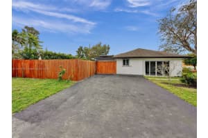653 Ibis Dr, Delray Beach, FL 33444, Sold 03/01/24