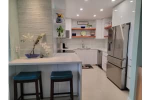 2500 Parkview Dr APT 2518, Hallandale Beach, FL 33009, Sold 06/18/24