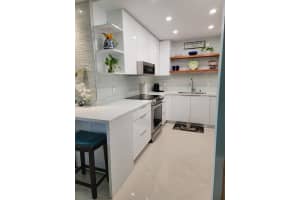 2500 Parkview Dr APT 2518, Hallandale Beach, FL 33009, Sold 06/18/24