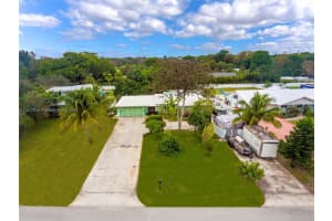 4441 E Country Club Cir, Plantation, FL 33317, Sold 05/14/24