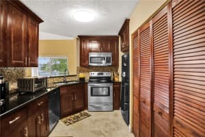 3469 NW 44th St APT 204, Lauderdale Lakes, FL 33309, Sold 06/07/24