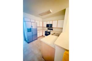 10408 Heron Lake Dr, Riverview, FL 33578, Sold 03/01/24