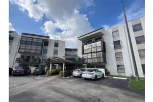 1350 SW 122nd Ave APT 412, Miami, FL 33184, Sold 09/17/24