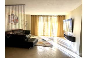 2500 Parkview Dr APT 618, Hallandale Beach, FL 33009, - MLS#A11518009