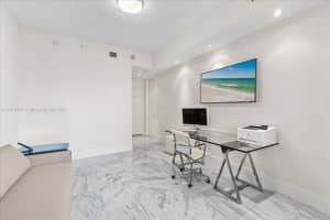 1100 Biscayne Blvd UNIT 5904, Miami, FL 33132, Sold 02/29/24