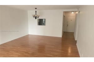 1001 Ne 14th Ave 201, Hallandale Beach