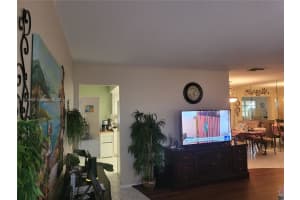 5807 NW 86th Ave, Tamarac, FL 33321, Sold 05/09/24