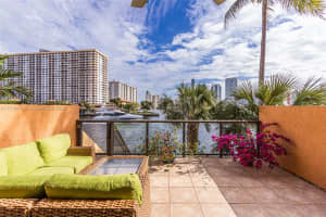 4000 NE 168th St #106a, Miami, FL 33160, Sold 03/29/24