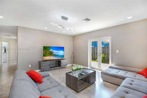 4710 NE 18th Terrace, Fort Lauderdale, FL 33308, - MLS#A11518693