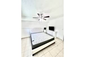 5373 SW 40th Ave APT 204, Fort Lauderdale, FL 33314, Sold 11/15/24