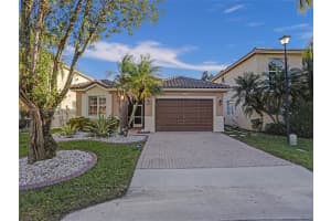 5332 Flamingo Pl, Coconut Creek, FL 33073, Sold 04/15/24