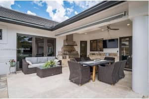 3542 Derby Ln, Weston, FL 33331, Sold 01/24/24