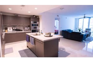 7751 NW 107th Ave Apt 608, Doral, FL 33178, Sold 06/12/24