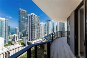45 SW 9th St Apt 2303, Miami, FL 33130, Sold 03/29/24