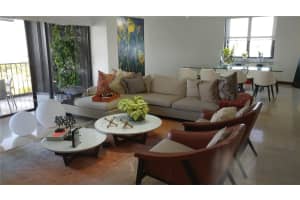 1800 NE 114th St APT 2003, Miami, FL 33181, Sold 05/16/24