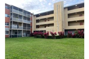 3600 NW 21st St APT 301, Lauderdale Lakes, FL 33311, Sold 04/19/24