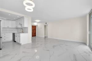 430 Golden Isles Dr APT 605, Hallandale Beach, FL 33009, Sold 05/29/24