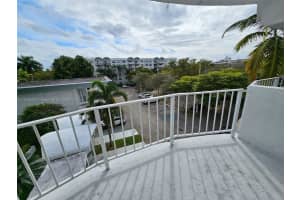 484 NW 165th St a 414, Miami, FL 33169, Sold 05/03/24