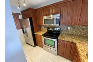 10145 NW 9th St Cir #7403, Miami, FL 33172, Sold 03/05/24