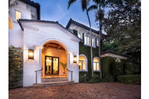 5002 SW 86th St, Coral Gables, FL 33143, Sold 05/31/24