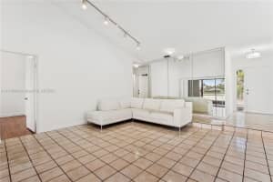 19032 NW 80th Ct, Hialeah, FL 33015, Sold 03/22/24