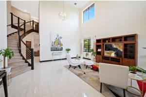 15540 NW 88th Ave, Miami Lakes, FL 33018, Sold 04/12/24