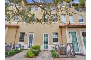 952 SW 147th Ave #2609, Pembroke Pines, FL 33027, Sold 02/28/24