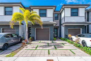 15828 NW 91st Ct, Miami Lakes, FL 33018, Sold 03/14/24