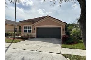 793 Tanglewood Cir, Weston, FL 33327, Sold 04/10/24