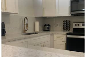 4311 SW 160th Ave APT 103, Miramar, FL 33027, Sold 04/12/24