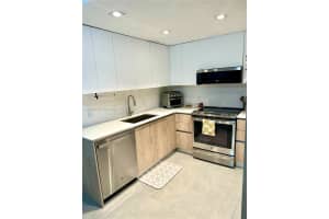 301 Sunrise Dr, Key Biscayne, FL 33149, Sold 10/18/24