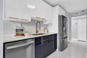 900 NE 195th St APT 218, Miami, FL 33179, Sold 05/30/24