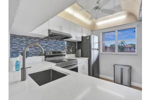8818 W McNab Rd APT 305, Tamarac, FL 33321, Sold 03/06/24