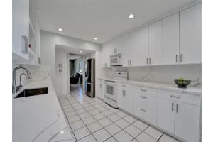 21020 Highland Lakes Blvd, Miami, FL 33179, Sold 09/17/24