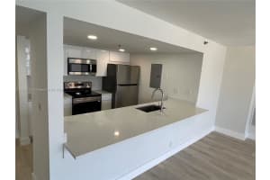 7601 E Treasure Dr APT 721, North Bay Village, FL 33141, Sold 08/15/24