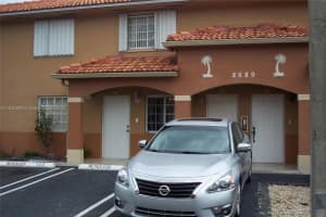 2589 W 76th St APT 202, Hialeah, FL 33016, Sold 04/17/24