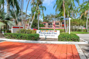 11918 NW 11th St, Pembroke Pines, FL 33026, Sold 06/03/24