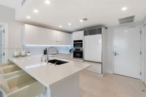 6799 Collins Ave APT 1404, Miami Beach, FL 33141, Sold 04/15/24