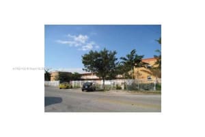 1245 W 24th St APT 114, Hialeah, FL 33010, Sold 05/03/24