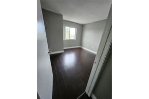 5200 NW 31st Ave APT 30, Fort Lauderdale, FL 33309, Sold 03/18/24