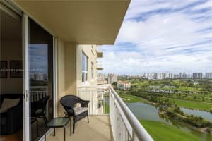 19501 W Country Club Dr APT 2215, Aventura, FL 33180, Sold 04/15/24