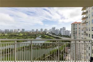 19501 W Country Club Dr APT 2215, Aventura, FL 33180, Sold 04/15/24