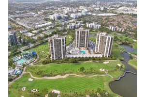 20335 W Country Club Dr APT 2605, Aventura, FL 33180, Sold 04/08/24