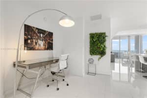851 NE 1st Ave #3900, Miami, FL 33130, Sold 04/26/24
